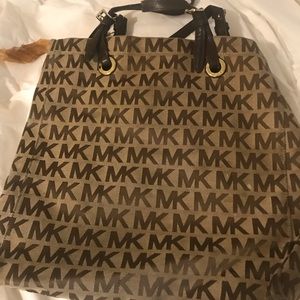 Michael Kors tote!